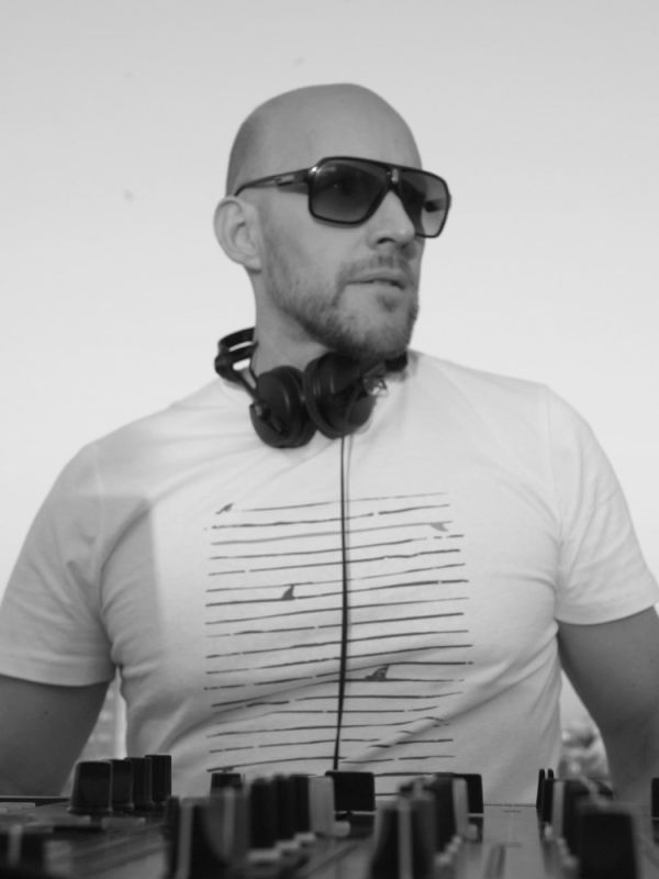 About DJ Sonic Seven